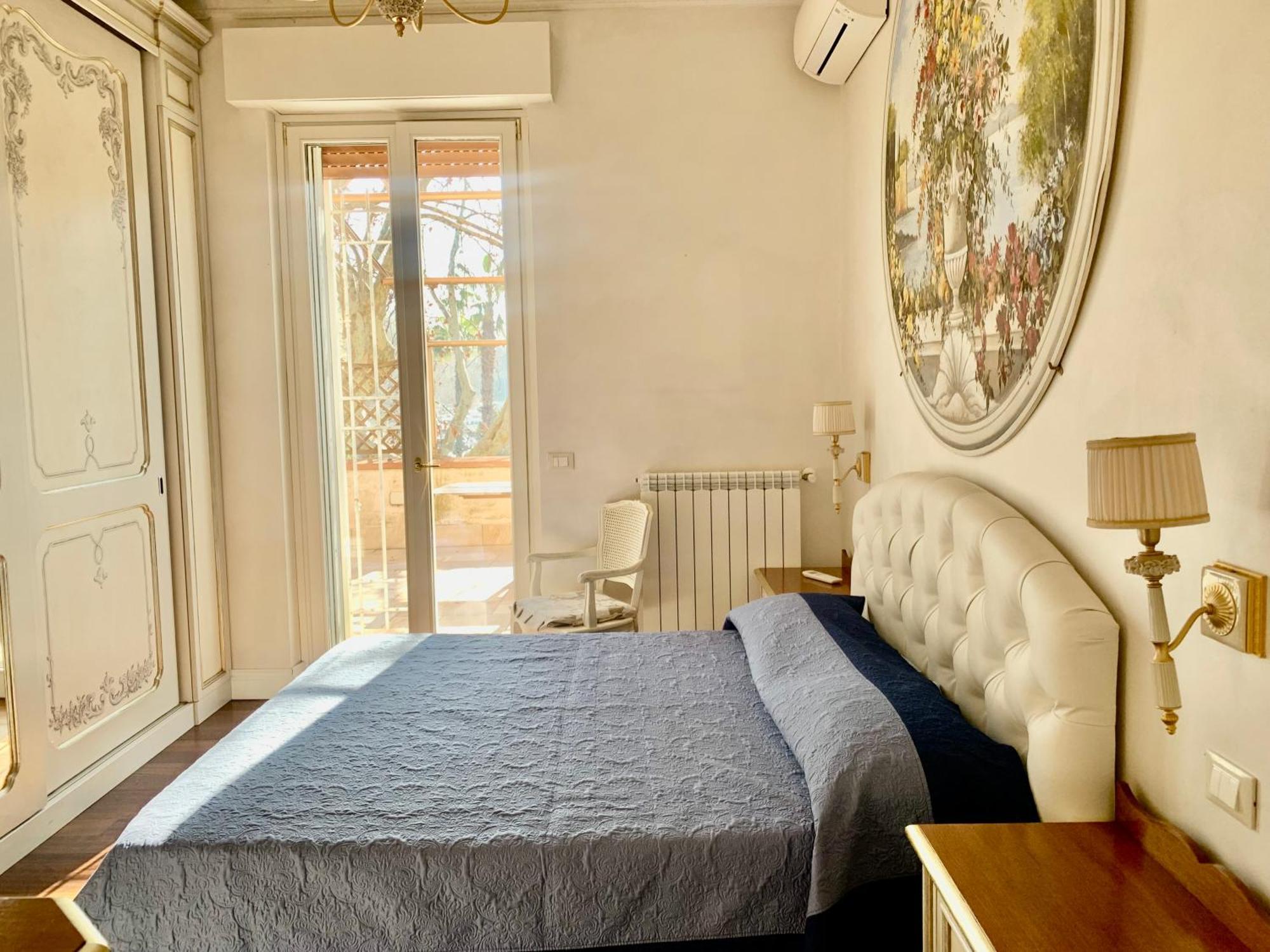 Вилла La Tua Casa Nel Centro Di Ostia Экстерьер фото